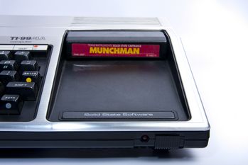Cartridge (Munchman shown) slot on the Texas Instruments TI-99/4A